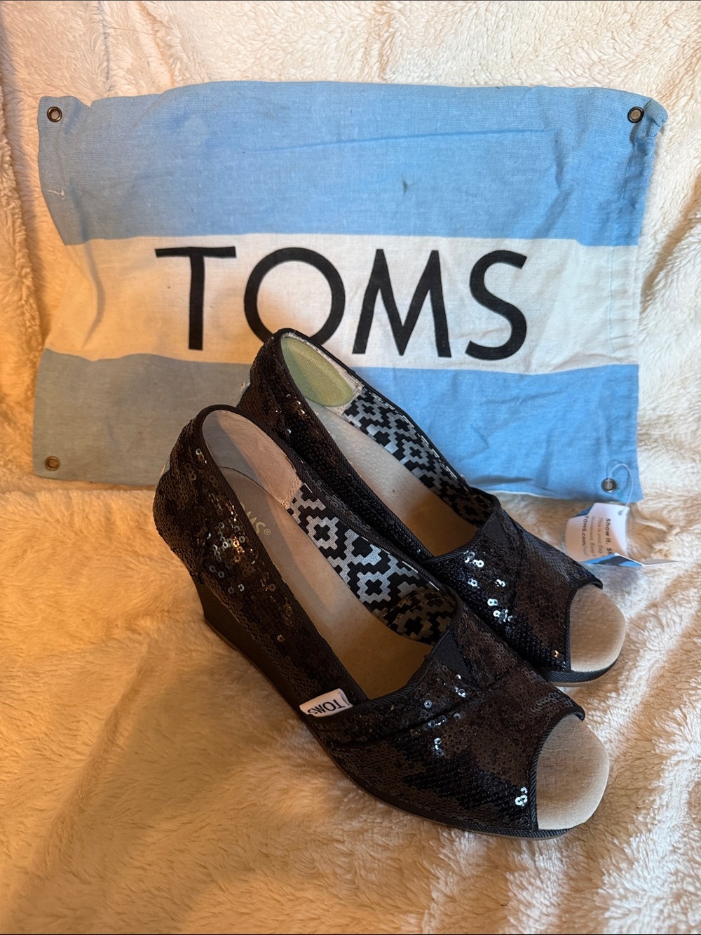 TOMS Black Sequin Peep Toe Wedges High Heel Shoes Womens 6 Glam Sparkle Comfort